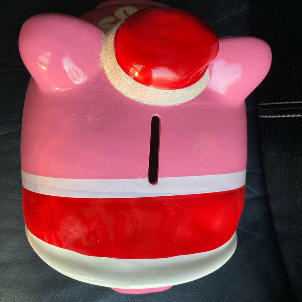 Vintage Room Essentials (RE) 2011 Pink, Red & White Ceramic Holiday Piggy Bank - Picture 8 of 16